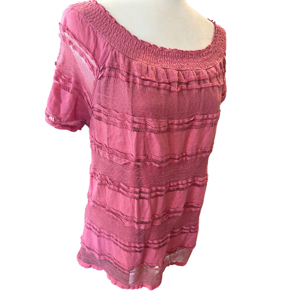 Pink Blouse Women's Size L/G (12-14) Short Sleeve‎ Ruffle